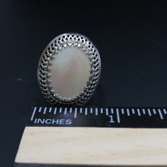 Vintage Whiting & Davis Mother of Pearl Ring, US Size 6 1/2 Adjustable - Picture 10 of 10